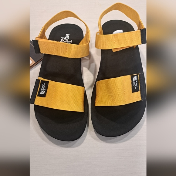 The North Face Men's Skeena Sandals size 10 - Picture 3 of 11